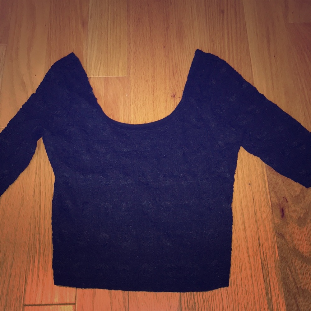 Navy blue half-sleeved crop top